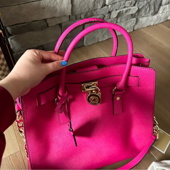Michael Kors Hamilton Large Tote - Raspberry - Picture 9 of 9